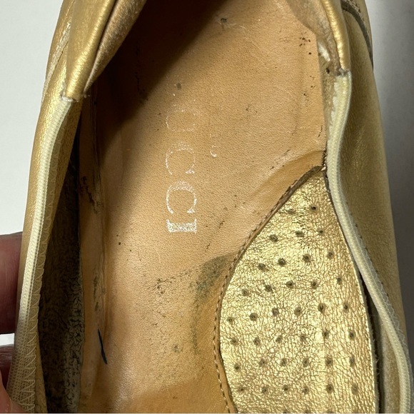 Sesto Meucci Leather Metallic Gold Lace Up Sneakers with Dark Stripes - Picture 7 of 16